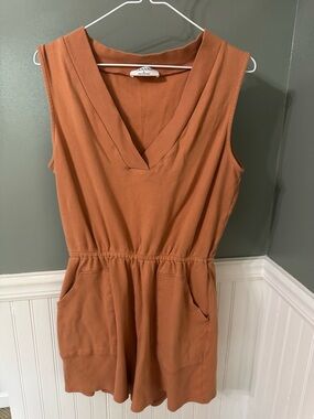 ZENANA V-Neck Sleeveless Romper in Warm Rust Large